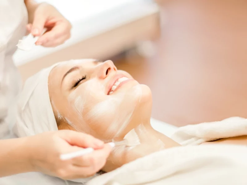 Nicole Caroline Skin_The Perfect Derma Peel Chemical Peel in Greenwich, CT