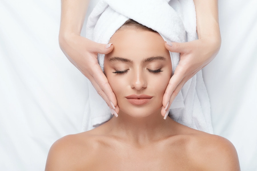 Nicole Caroline Skin Sculpting Buccal Face Massage in Greenwich CT | Sculpting Buccal Face Massage in Greenwich, CT
